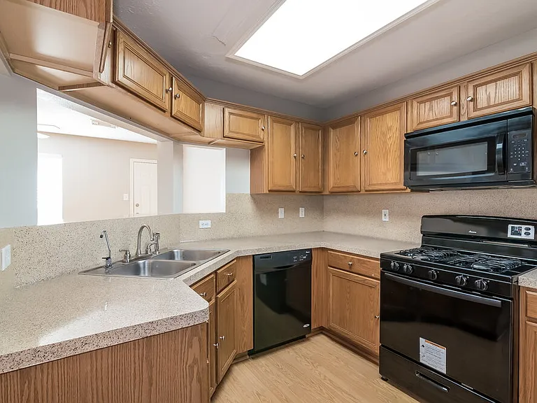 12231 Innisfall Cir — Photo 5