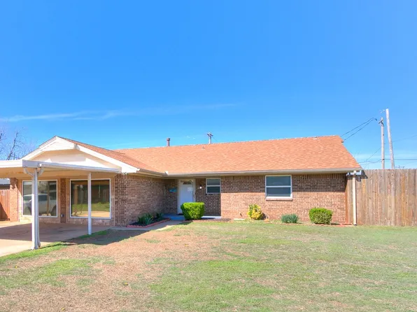 5901 NW 72nd Pl, Warr Acres, OK 73132