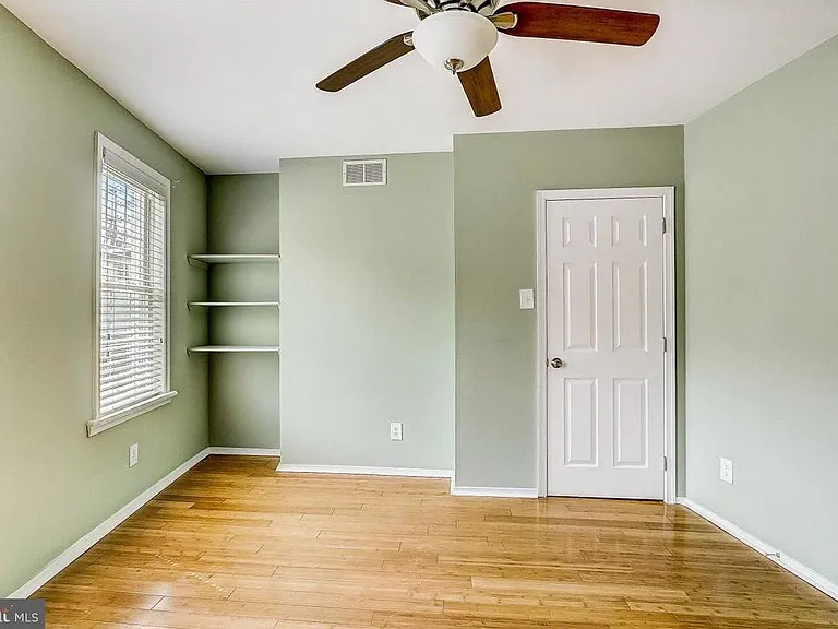 4447 Baker St — Photo 21