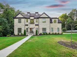5850 Kayron Dr, Sandy Springs, GA 30328