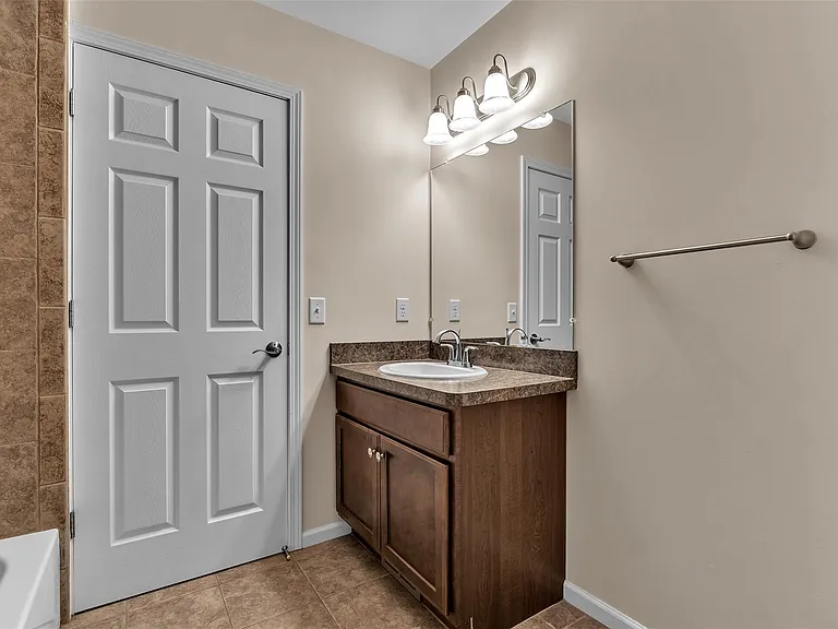 41590 Mitchell Rd — Photo 29