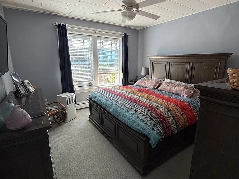 41 Chatham St #8 — Photo 4