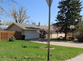 204 E Elgin St, Spearfish, SD 57783