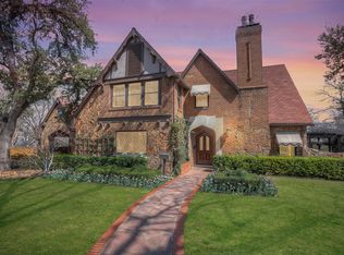 2805 Alton Rd, Fort Worth, TX 76109