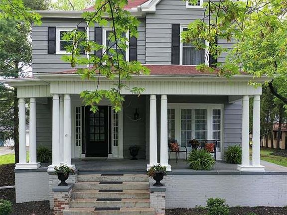 3rd image of 1517 W Moss Ave
