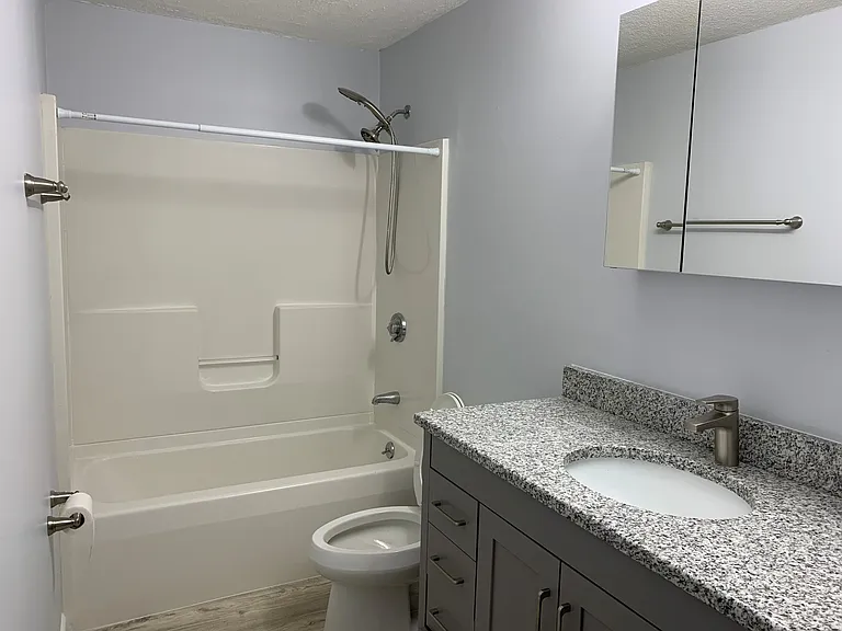 25 Village Rock Ln #1 — Photo 10
