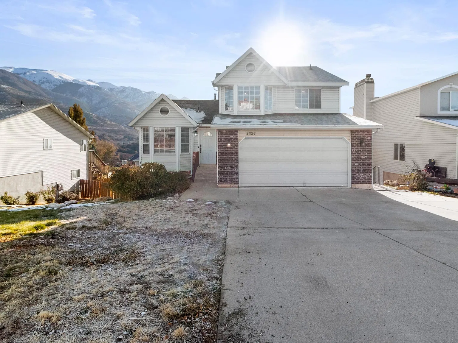 4 bed, 2218 sqft, $2,800 — Photo 2