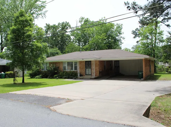 700 West St, White Hall, AR 71602