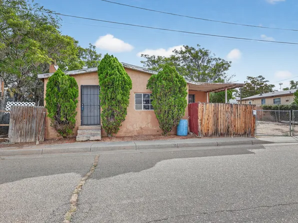2226 John St SE, Albuquerque, NM 87102