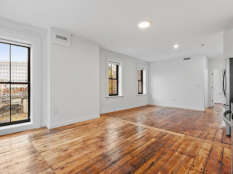 205 Summer St #5 — Photo 2