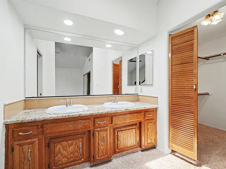 2620 Mountain Oak Rd — Photo 8