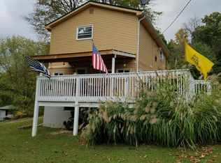 13 Hickory Hill Dr, Washington, PA 15301