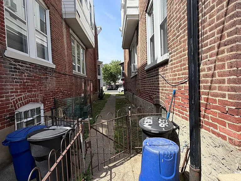536 W Chew Ave — Photo 24