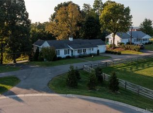 2215 Grandview Dr, Floyds Knobs, IN 47119