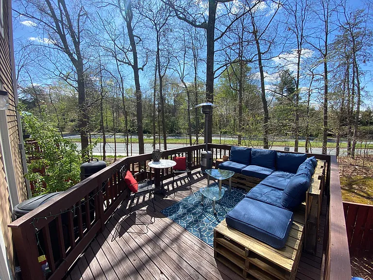 11289 Silentwood Ln — Photo 16
