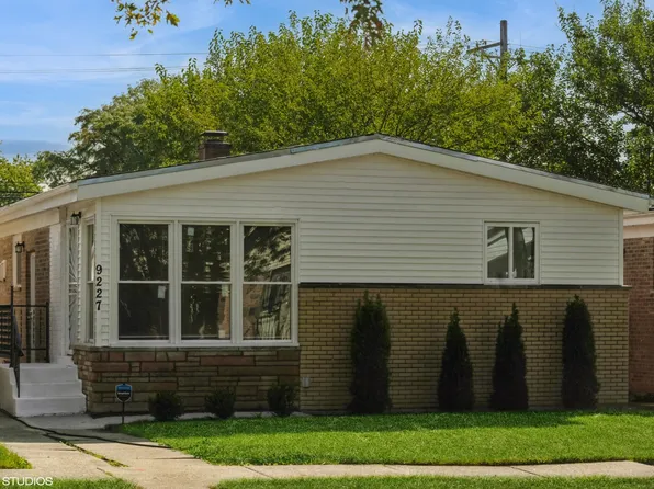 9227 S Parnell Ave, Chicago, IL 60620
