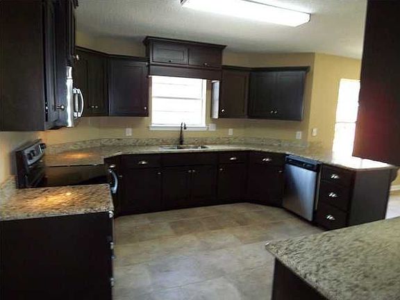2nd image of 6201 Dolphin Ct