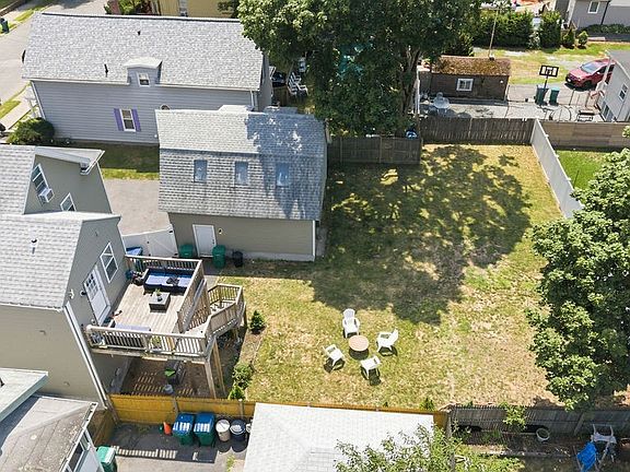 4th image of 119 Bowler St