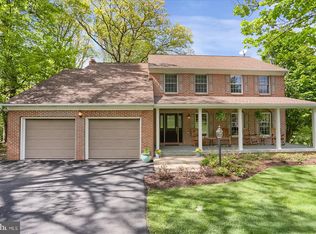 2413 Hickory Hill Dr, State College, PA