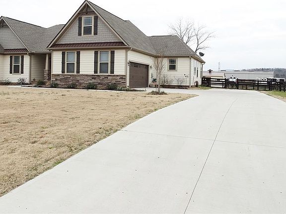 4th image of 1 Bolero Ln
