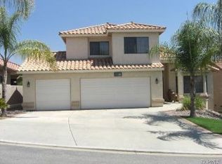 22077 Old Paint Way, Canyon Lake, CA 92587