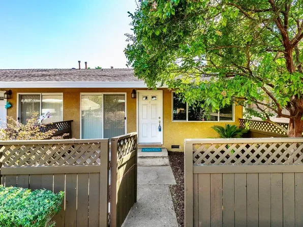5011 Bremner Way Unit 4, Sacramento, CA 95841