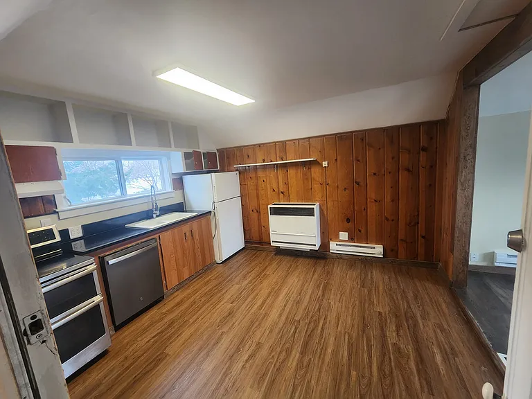 725 Holmes St #3 — Photo 5