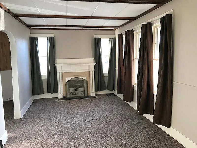3 bed, 1.5 bath, 1000 sqft, $1,150 — Photo 2