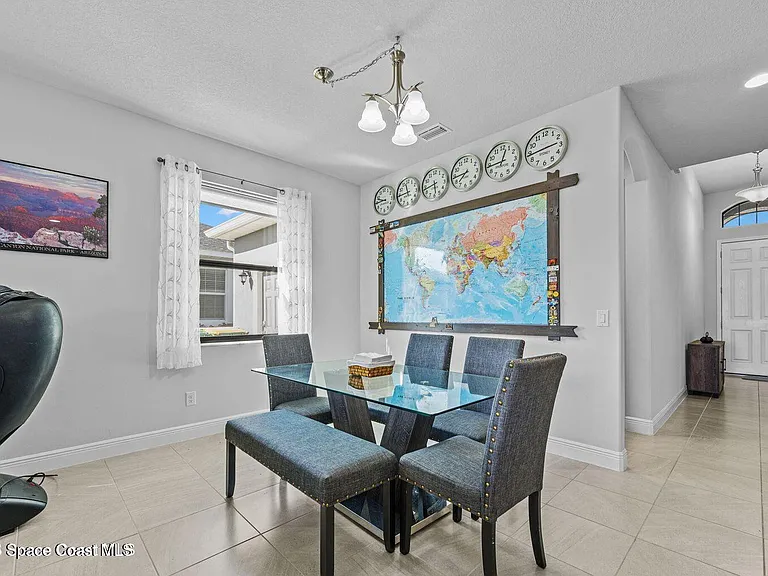 8108 Dobre Way — Photo 11