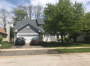 181 Meadowview Ln, Aurora, IL 60502