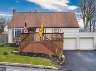 1579 Fitzwatertown Rd, Willow Grove, PA 19090