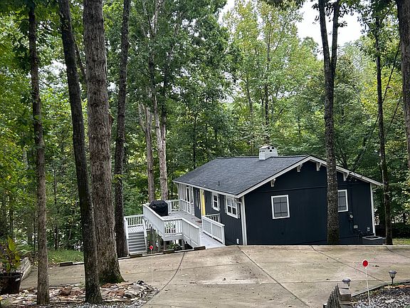 3rd image of 324 Brookwood Dr W