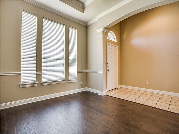 5th image of 1439 Acadia Dr