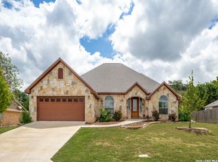 1117 Running Buck Ln, Fredericksburg, TX 78624