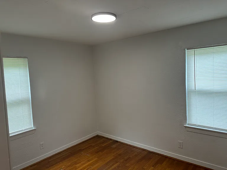 18 W Meadowbrook Dr #2 — Photo 15
