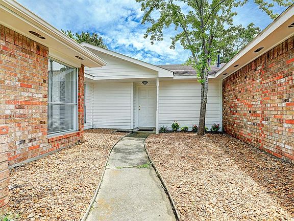 3rd image of 2543 Orion Dr