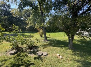 13568 Ridgewood Dr #16, Wright City, MO 63390