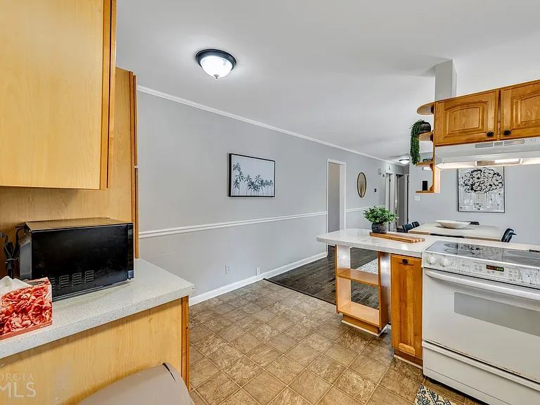 654 Joel Dr — Photo 11