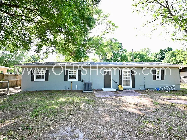 131 Adkinson Dr — Photo 20