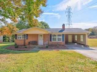 2844 Blacksburg Rd, Grover, NC 28073