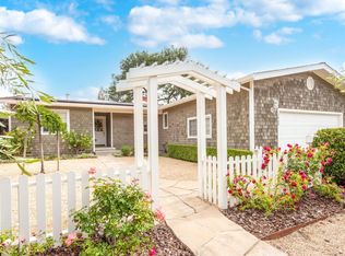 1040 Valley View St, Saint Helena, CA 94574