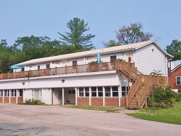 1495 Fairfield Rd — Photo 23