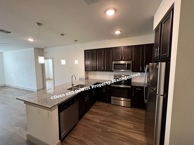 158 Ridge Rd NW — Photo 4