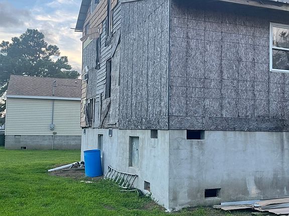 5th image of 20394 Saxis Rd