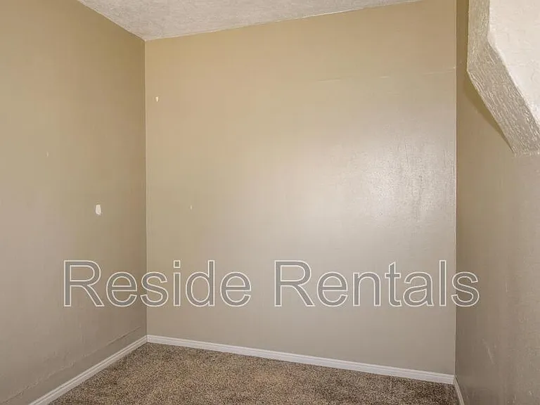 502 W Center St #1 — Photo 11