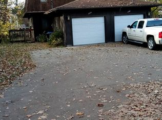 1521-1521 18th St #B, Moline, IL 61265