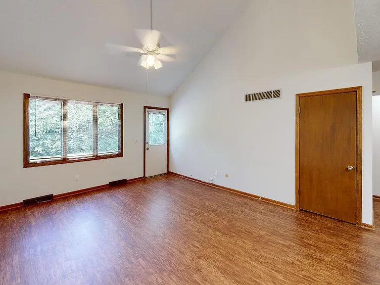 5483 Archway Dr — Photo 19