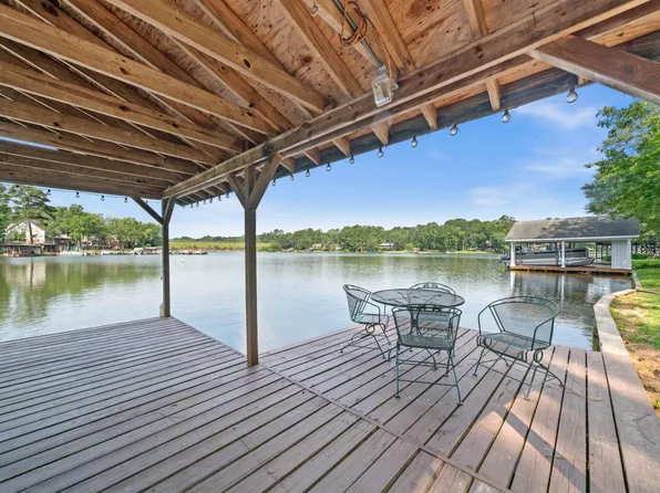 522 Hide A Way Ln E, Hideaway, TX 75771