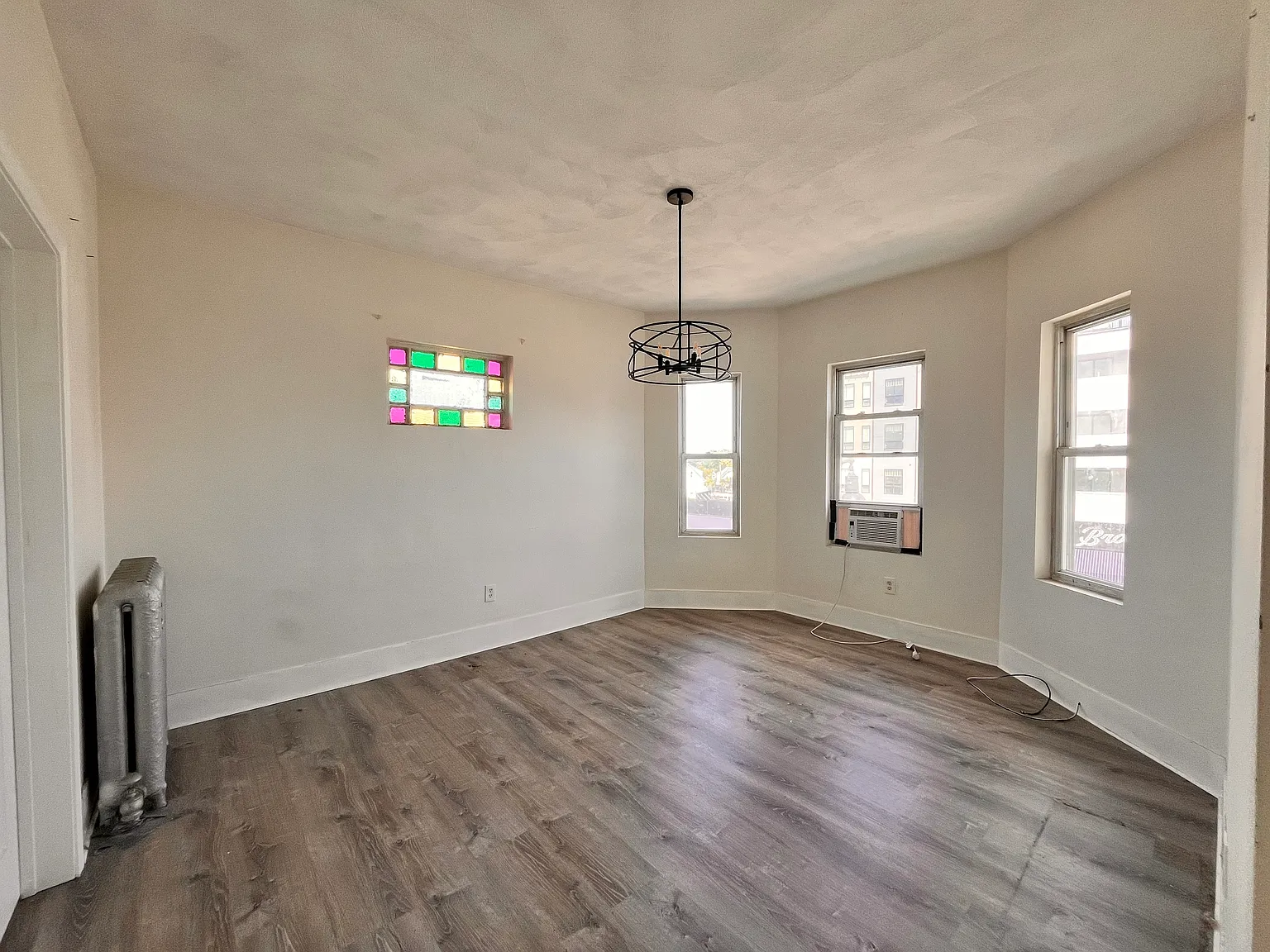 508 Broadway — Photo 3