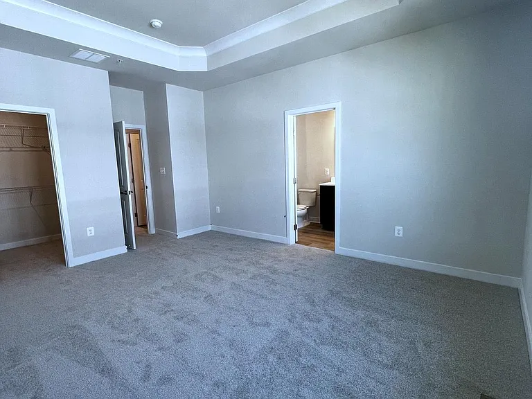 10913 Blanton Way — Photo 15